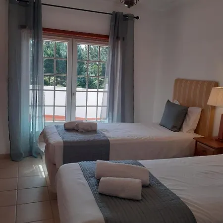 Casa Da - Golf D'el Rey Casa de Férias Amoreira (Leiria)